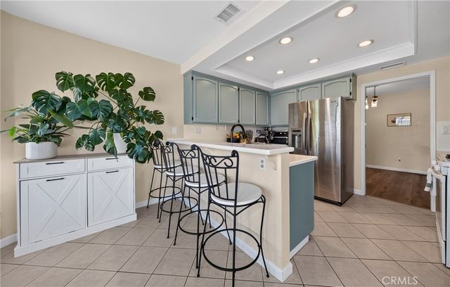 28958 Shadow Creek, Highland, CA 92346