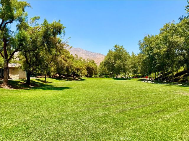 28958 Shadow Creek, Highland, CA 92346