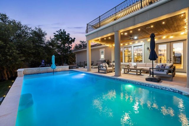 701 Hurst Creek RD, Lakeway, TX 78734