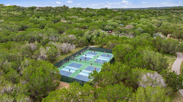 701 Hurst Creek RD, Lakeway, TX 78734
