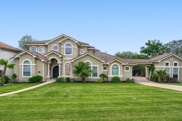 701 Hurst Creek RD, Lakeway, TX 78734