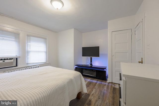 7710 TEMPLE RD, Philadelphia, PA 19150