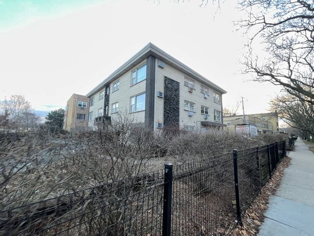 156 Asbury Avenue 5, Evanston, IL 60202