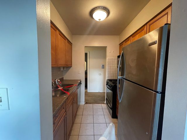 156 Asbury Avenue 5, Evanston, IL 60202