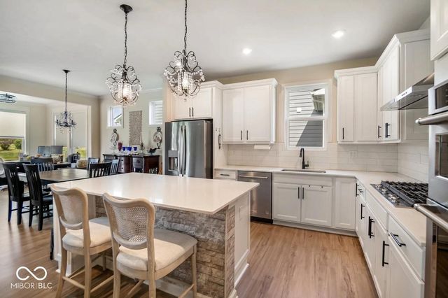 5276 Spyglass, Whitestown, IN 46075