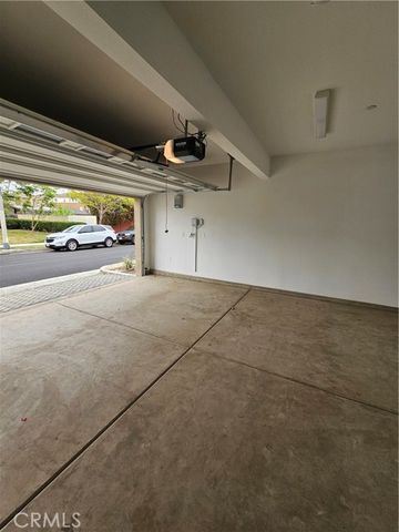 1340 Plaza Del Amo, Torrance, CA 90501