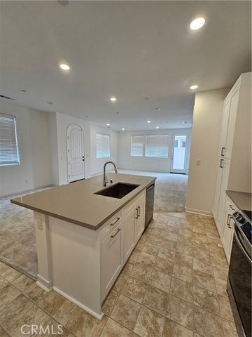 1340 Plaza Del Amo, Torrance, CA 90501