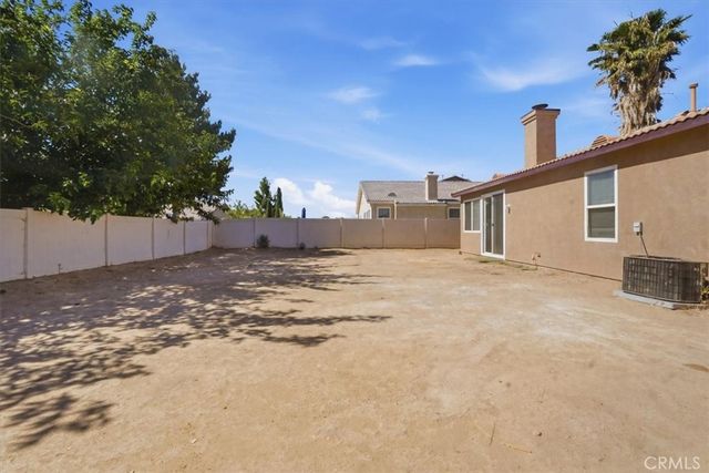 15763 Desert Rock, Adelanto, CA 92301