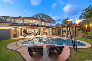 55 Niuiki Circle, Honolulu, HI 96821