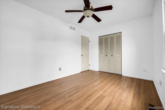 14418 Gary Lane, Livonia, MI 48154