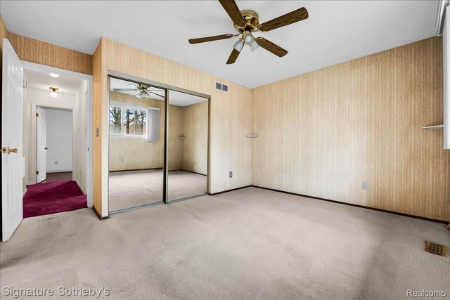 14418 Gary Lane, Livonia, MI 48154