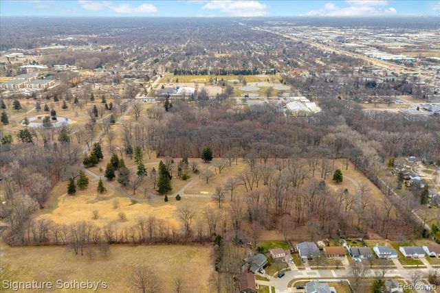 14418 Gary Lane, Livonia, MI 48154