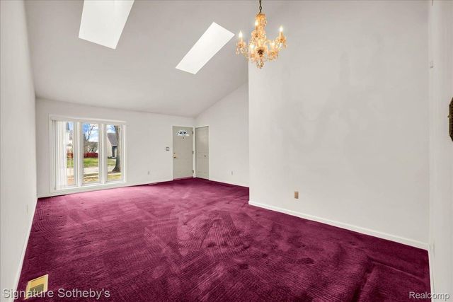 14418 Gary Lane, Livonia, MI 48154