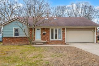 14418 Gary Lane, Livonia, MI 48154