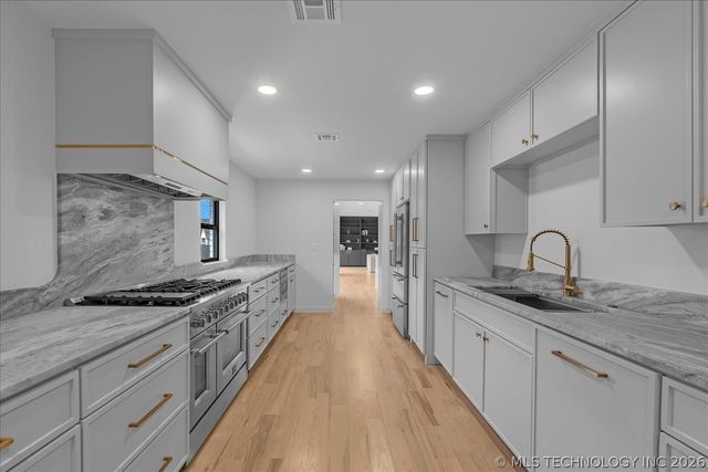 4717 S Atlanta Place, Tulsa, OK 74105