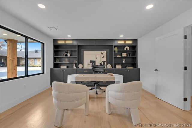 4717 S Atlanta Place, Tulsa, OK 74105