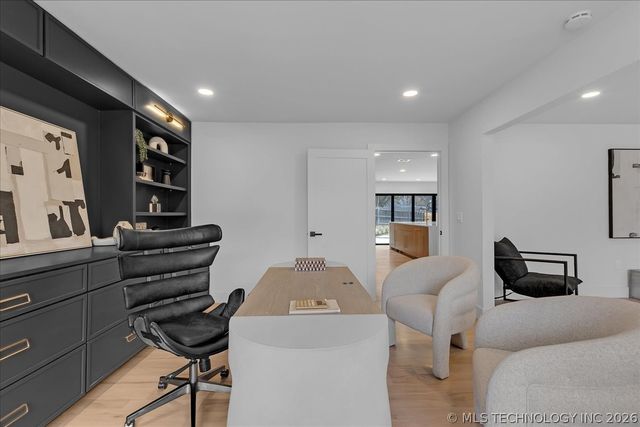 4717 S Atlanta Place, Tulsa, OK 74105