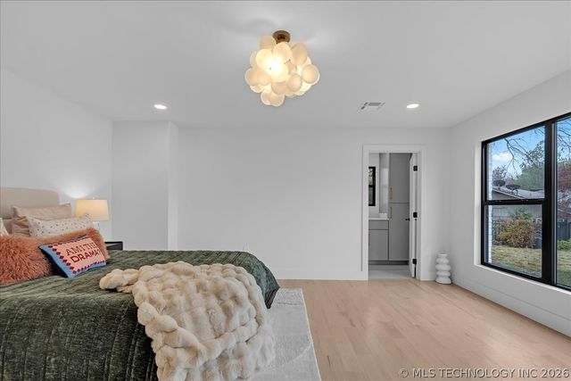 4717 S Atlanta Place, Tulsa, OK 74105