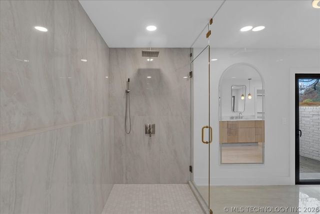 4717 S Atlanta Place, Tulsa, OK 74105