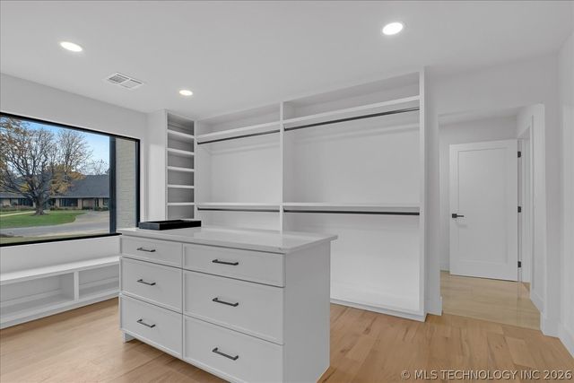 4717 S Atlanta Place, Tulsa, OK 74105