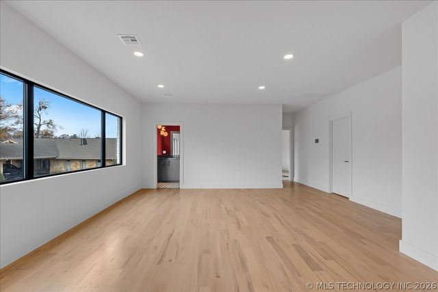 4717 S Atlanta Place, Tulsa, OK 74105