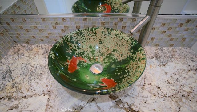 10 Raleigh, Irvine, CA 92604