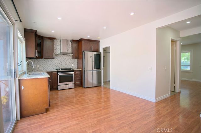 10 Raleigh, Irvine, CA 92604