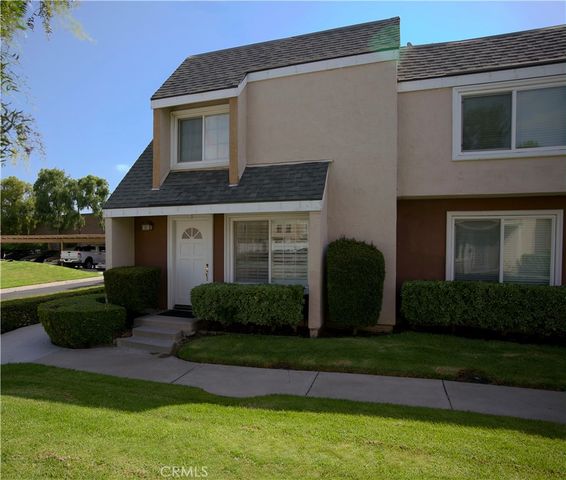 10 Raleigh, Irvine, CA 92604