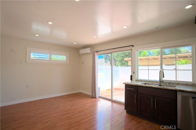 10 Raleigh, Irvine, CA 92604