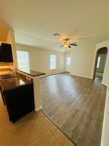 155 Dragon Ridge RD, Buda, TX 78610