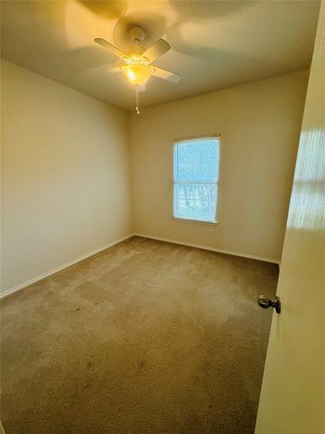 155 Dragon Ridge RD, Buda, TX 78610