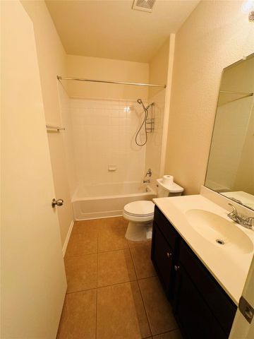 155 Dragon Ridge RD, Buda, TX 78610