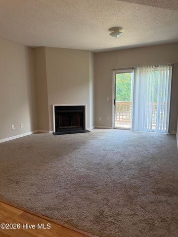 4230 Wilshire Boulevard Apt 202, Wilmington, NC 28403