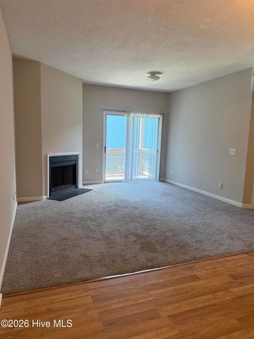 4230 Wilshire Boulevard Apt 202, Wilmington, NC 28403