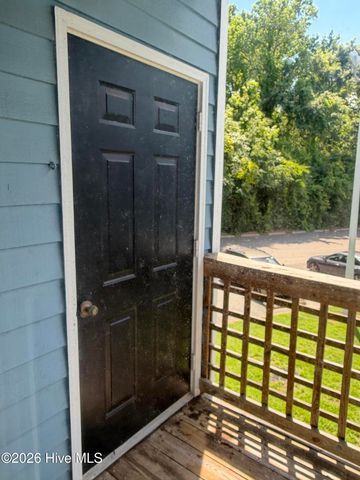 4230 Wilshire Boulevard Apt 202, Wilmington, NC 28403