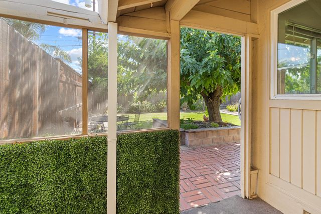 3708 Gratia Ave, Sacramento, CA 95821