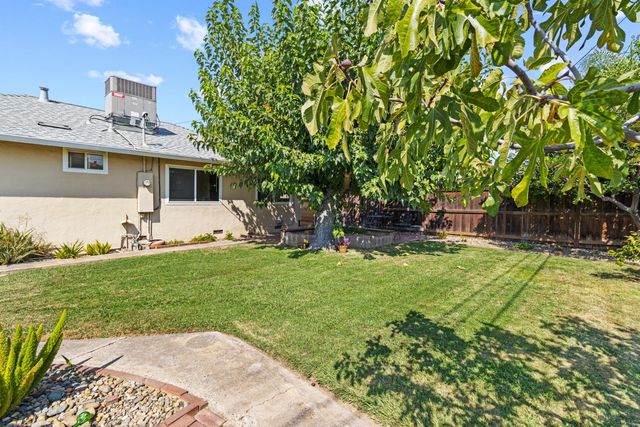 3708 Gratia Ave, Sacramento, CA 95821