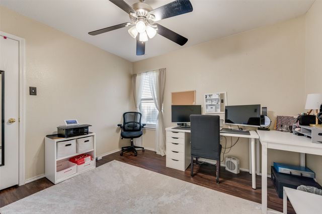 103 Comfort Court, Waxahachie, TX 75165