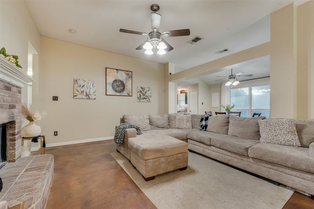 103 Comfort Court, Waxahachie, TX 75165