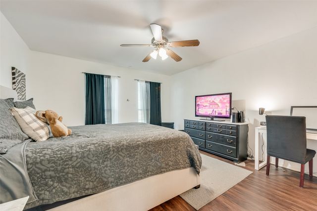 103 Comfort Court, Waxahachie, TX 75165