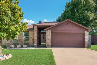 103 Comfort Court, Waxahachie, TX 75165