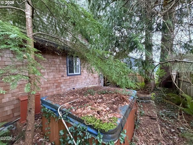 119 S LAGOON St, Rockaway Beach, OR 97136