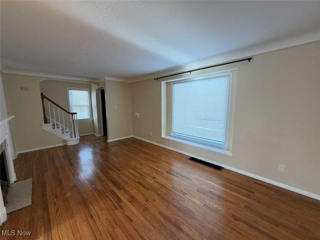 6315 Charles Avenue, Parma, OH 44129