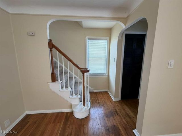 6315 Charles Avenue, Parma, OH 44129