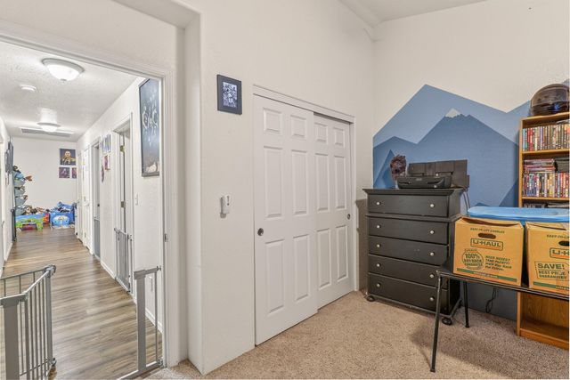 1711 Blue Moon Lane, Grants Pass, OR 97527