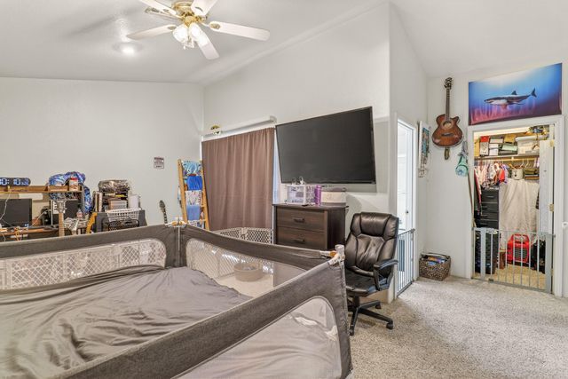 1711 Blue Moon Lane, Grants Pass, OR 97527