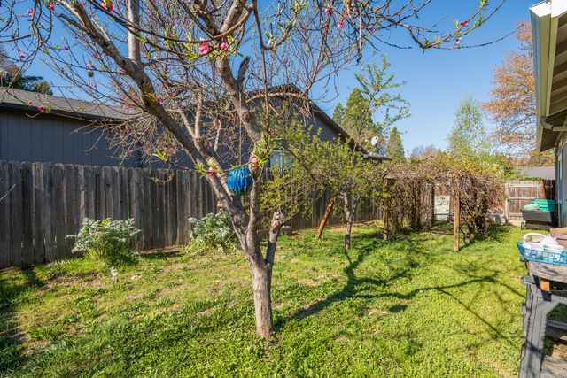 1711 Blue Moon Lane, Grants Pass, OR 97527
