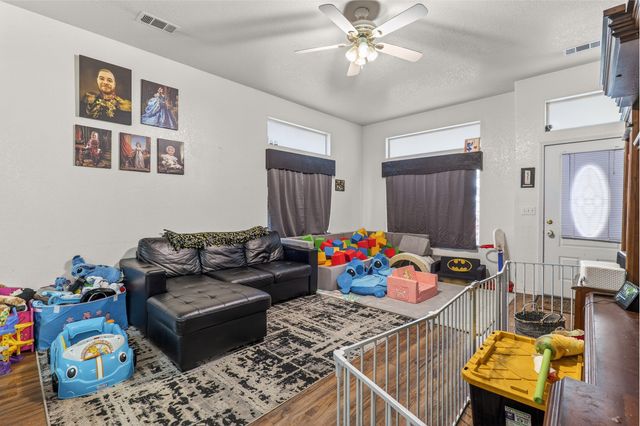 1711 Blue Moon Lane, Grants Pass, OR 97527