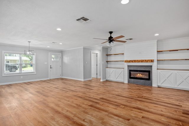 509 Leland St, Kerrville, TX 78028