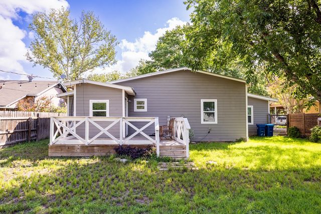 509 Leland St, Kerrville, TX 78028